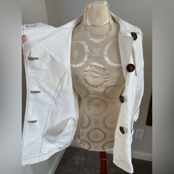 Chico’s 2 Cropped Linen Trench Jacket Ivory Tortoise Shell Button Women Sz 12-14 - Picture 6 of 13